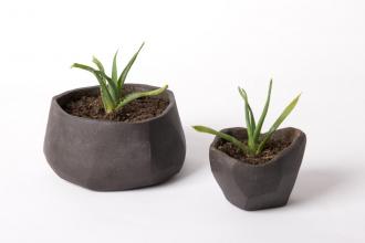 Contenant pot plante noir