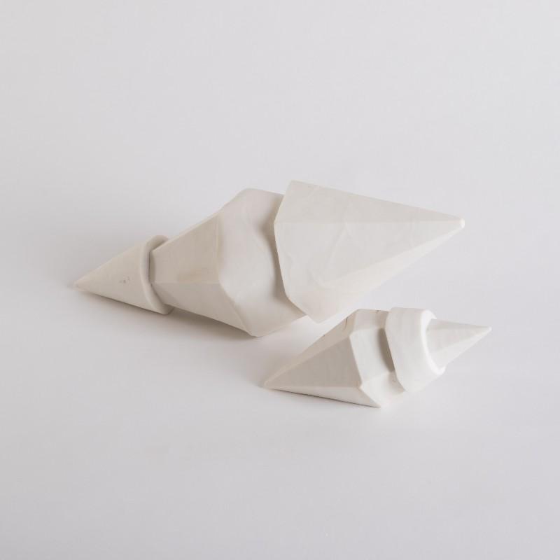 Sculpture geometrie blanc porcelaine